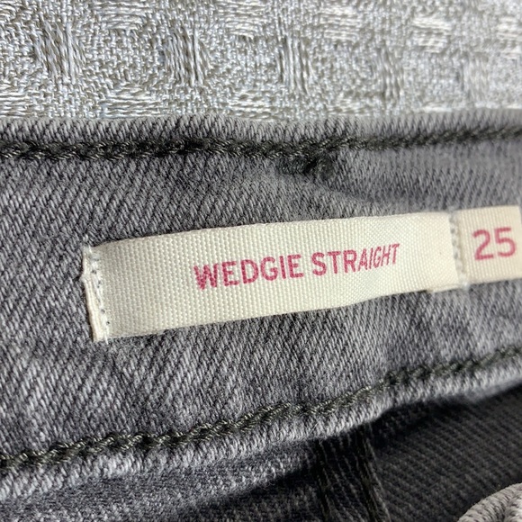 LEVIS WEDGIE STRAIGHT JEANS SIZE 25 X 28 GRAY EUC - Picture 6 of 9